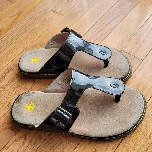 Dr Doc Martens Doria Black Patent Leather Flip Flop Sandal 9 - Picture 1 of 12